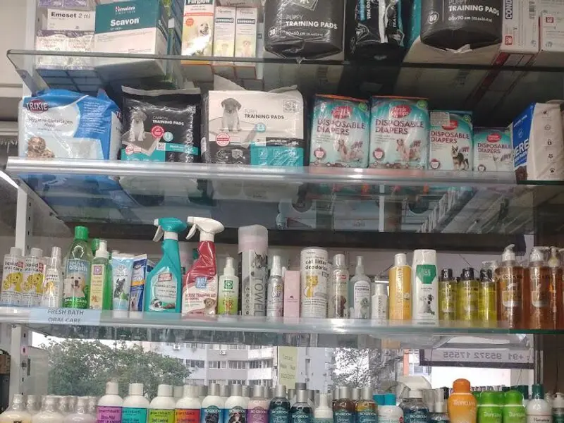 Forever 24 Pet Store, photo 3