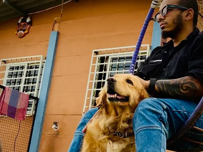 Pawlosophy sniffs and stays, photo 5