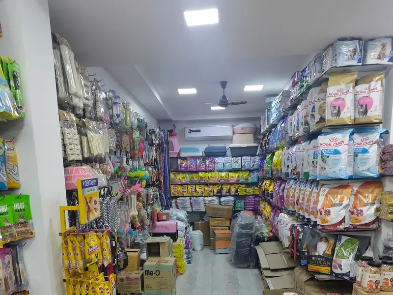 ROYAL PET FOODS AND VET PHARMACY, photo 2