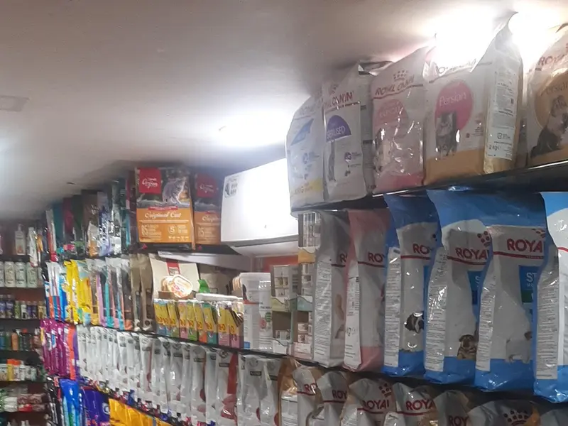 Royal Pets Foods Vet Pharmacy, photo 3