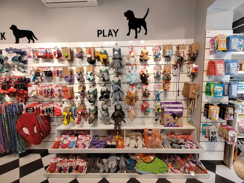 Heads Up For Tails Pet Supply Store | Khan Market, Delhi, photo 2