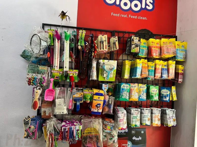 The Pet Food Planet, photo 4