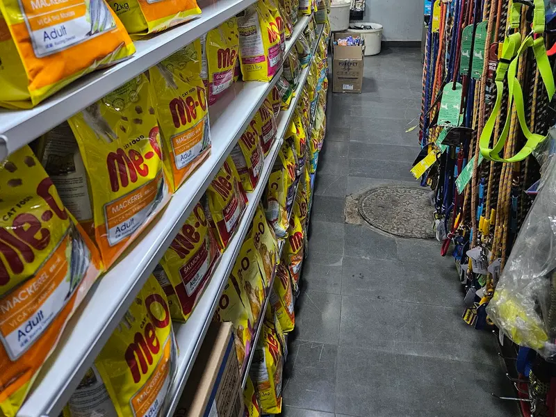 Classic pet medical and accessories store, photo 2