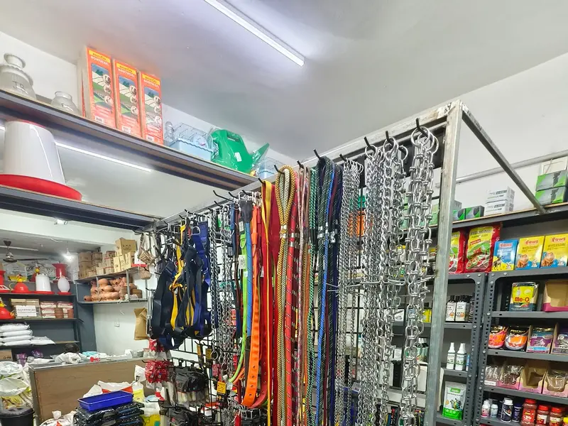 Malik Pet Feeds & Accessories, photo 3