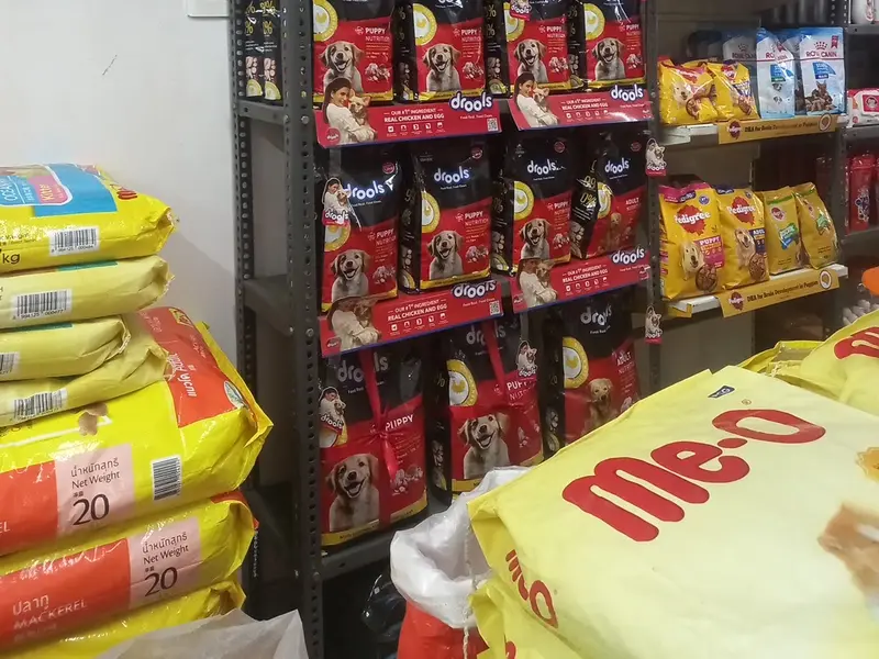 Malik Pet Feeds & Accessories, photo 4