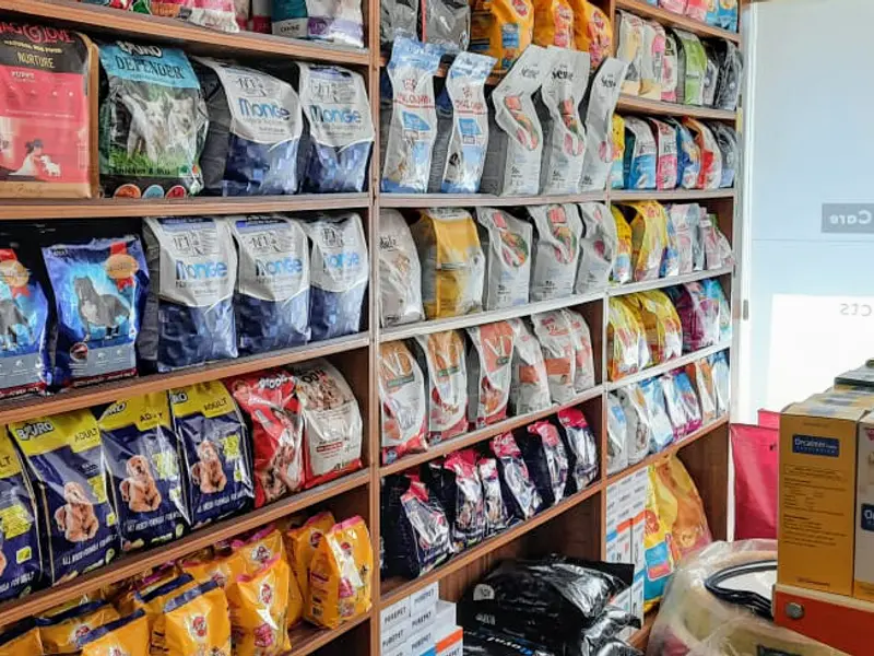 PAW PAWS - PET STORE & GROOMING SALON, photo 2