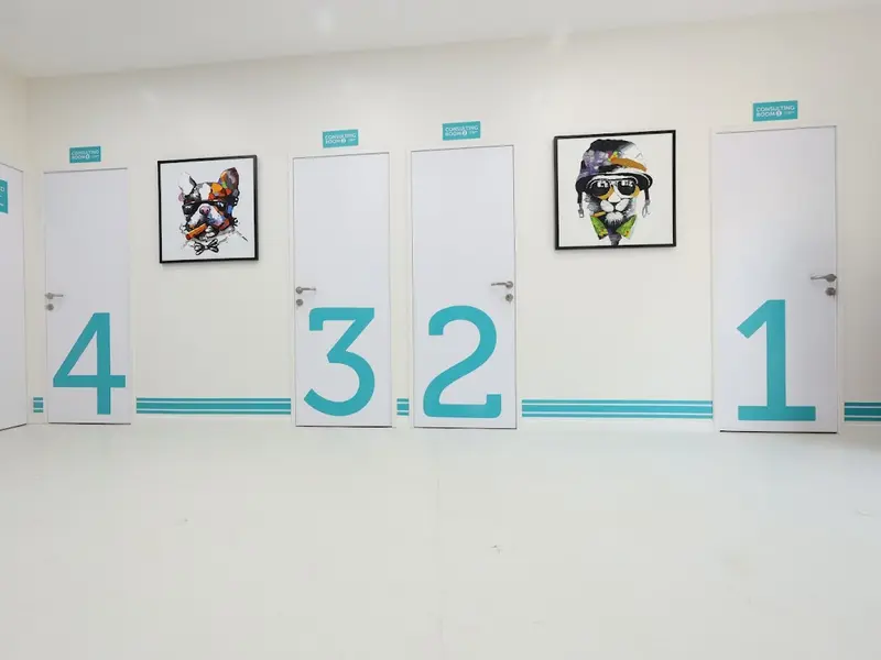 Crown Vet Worli, photo 3