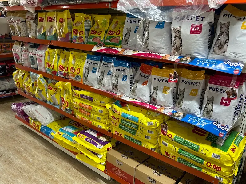 Paws N Claws Pet Shop, photo 2