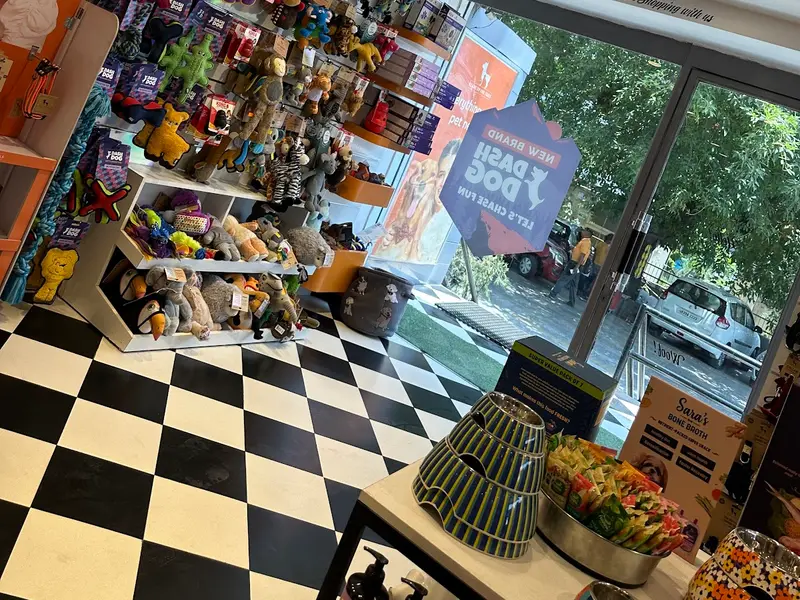 Heads Up For Tails Pet Store & Spa - Sector 18, Gautam Budh Nagar, Noida, photo 2