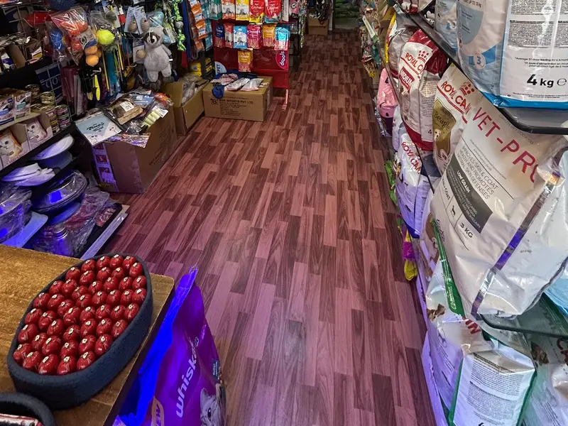 Tiny Tails Pet Store, photo 3